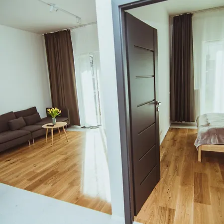 Apartment Like At Marywilska Warsaw