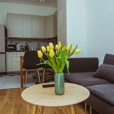 Like At Marywilska Apartment *